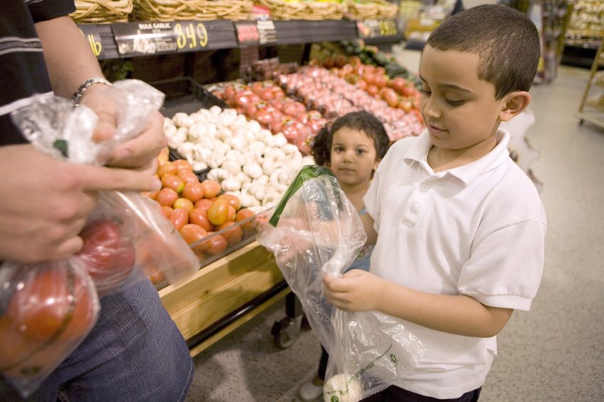 food at grocery store latino kids