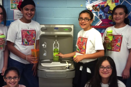 SaludWater water bottle filling praxina guerra school