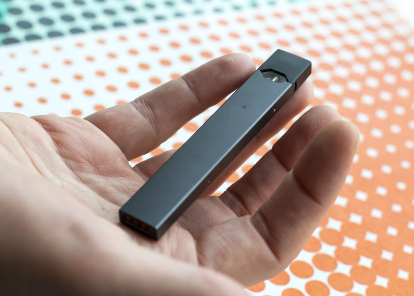FDA Plans Crackdown on JUUL ‘Flash Drive’ E-Cigarettes