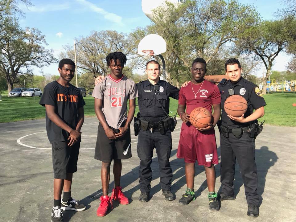 Officer Asquini and Officer Lopez stopped by Stephens Park to shoot hoops and interact with the community