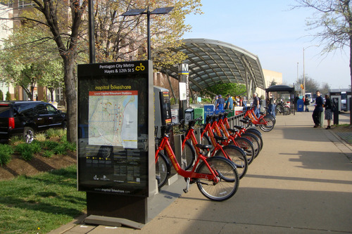 Bike share near transit in DC 
