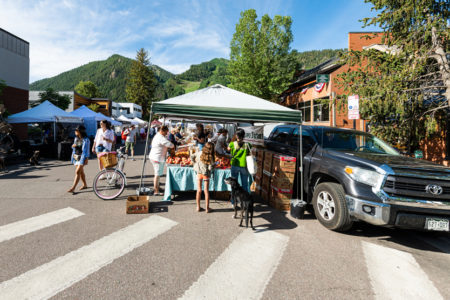 safe-routes-healthy-food-farmers-market-crosswalk-tweetchat