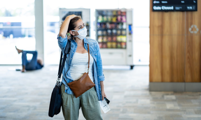 Latina hispanic wearing mask in public coronavirus covid19 pandemic death and case rates