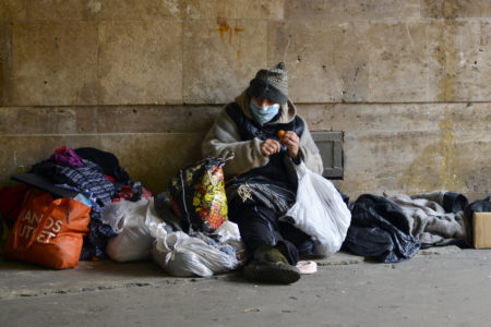 homeless coronavirus mask wearing street homelessness