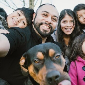 Latino family covid is impacting latinos