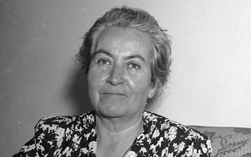 Gabriela Mistral: First Latina to Win the Nobel Prize in Literature ...
