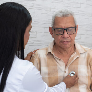latino hispanic heartt disease doctor patient