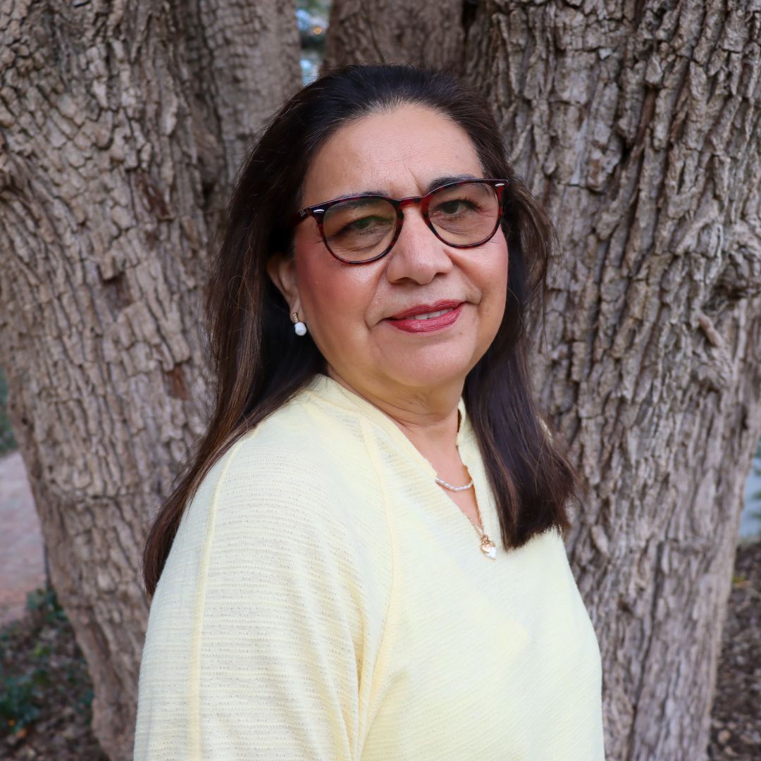 Carolina E. Uribe Abad